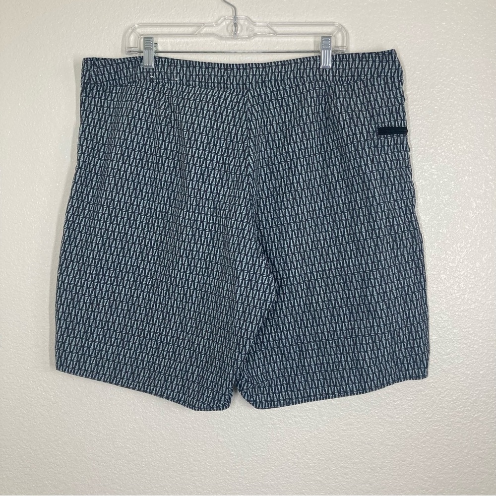 PATAGONIA Nylon Board Shorts Mens Size 38 Gray White 10" Inseam Summer
